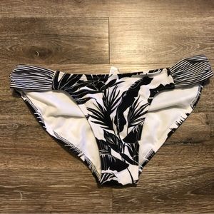 2 pair Old Navy swim bottoms